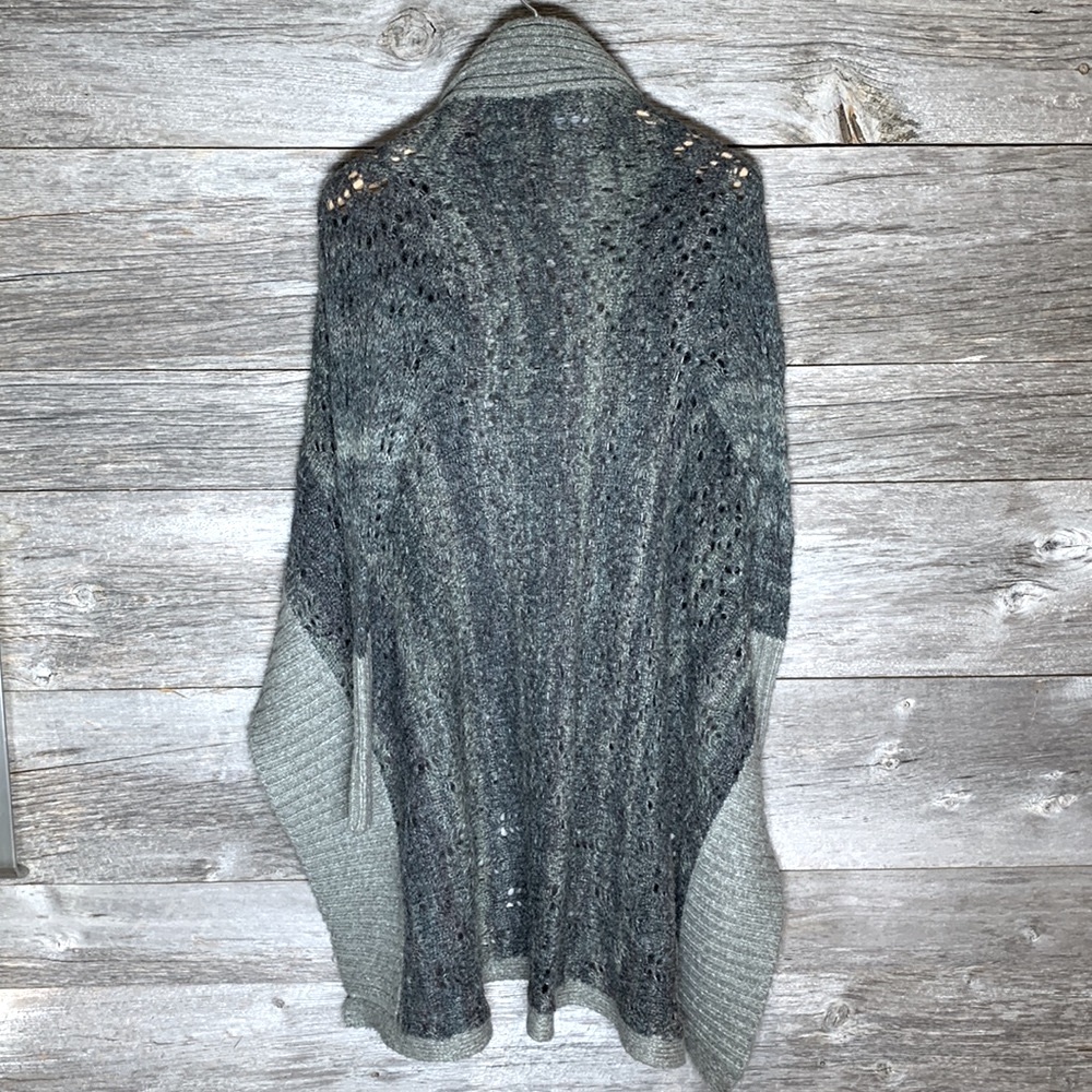 LINE Wool wrap - Picture 5 of 7